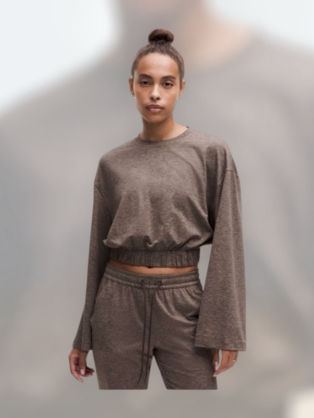 NWT Lululemon Soft Jersey Relaxed
Crewneck Pullover
Heathered Espresso